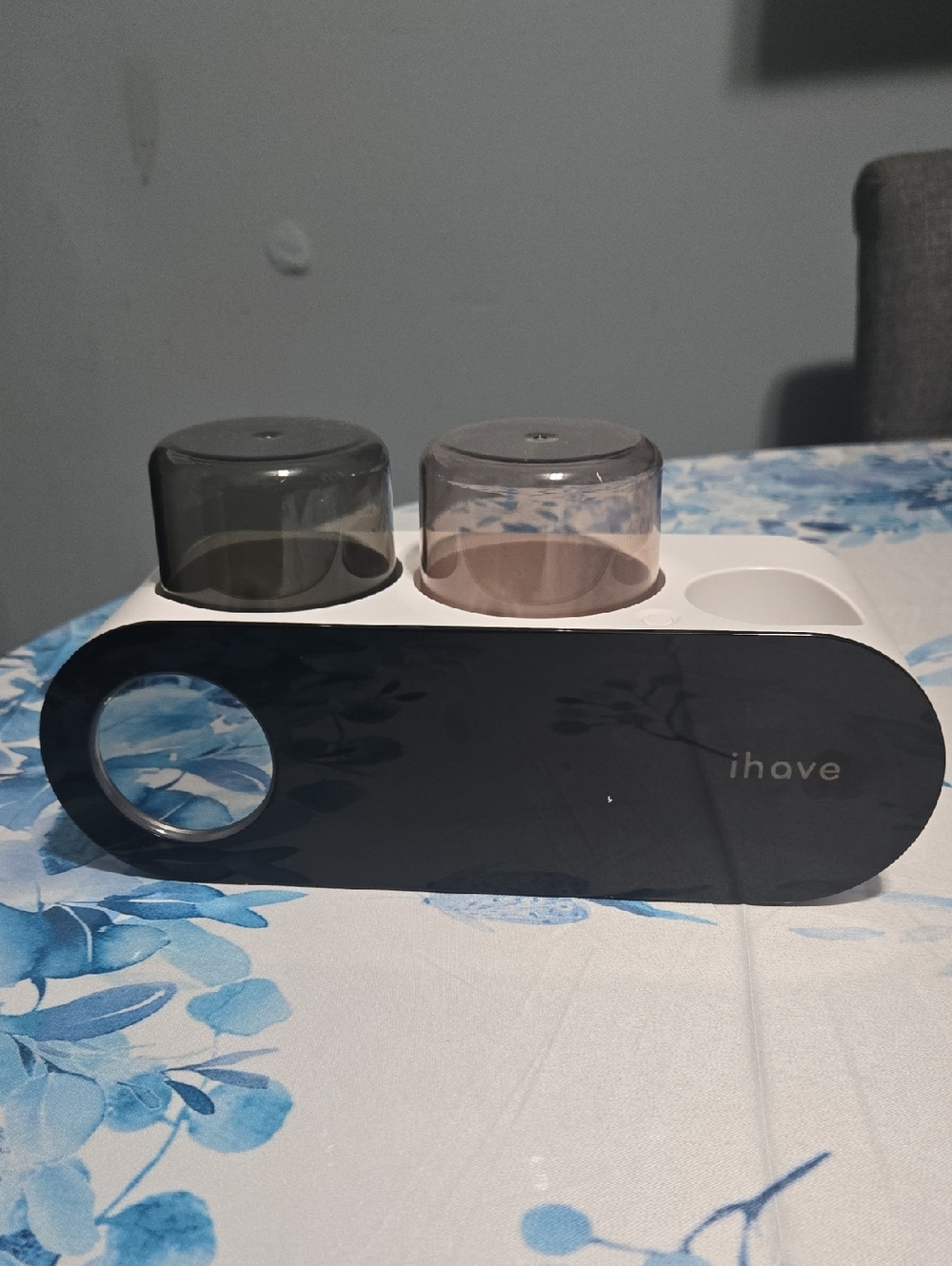 ihave Toothbrush Holder Stand in Black and White with Smoke and Rose Cups